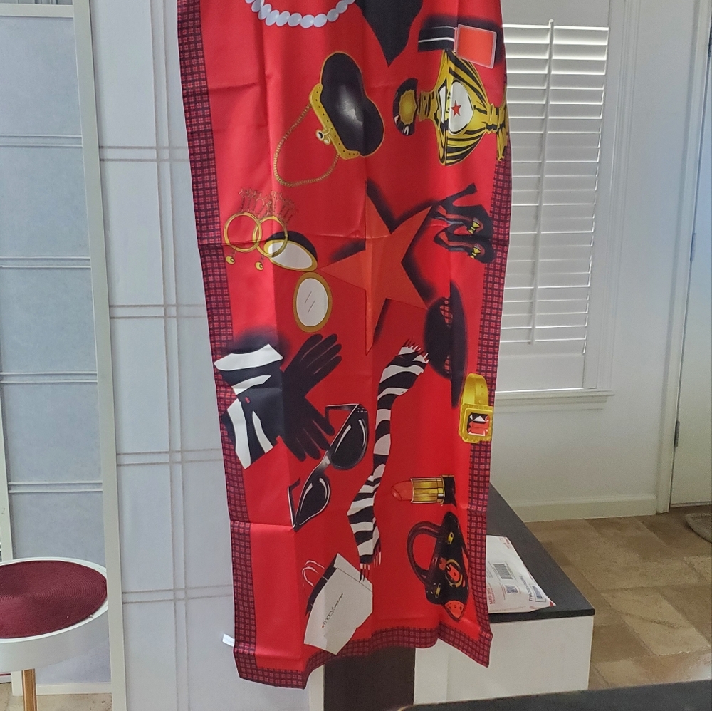 NWT  Limited Edition Macy's Shopping Shaw Red Silk Scarf